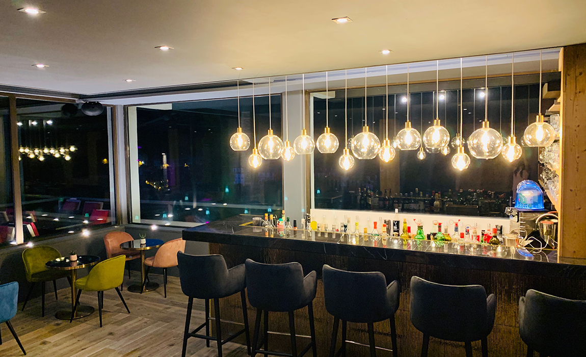 hotel-le-panorama-bar-1